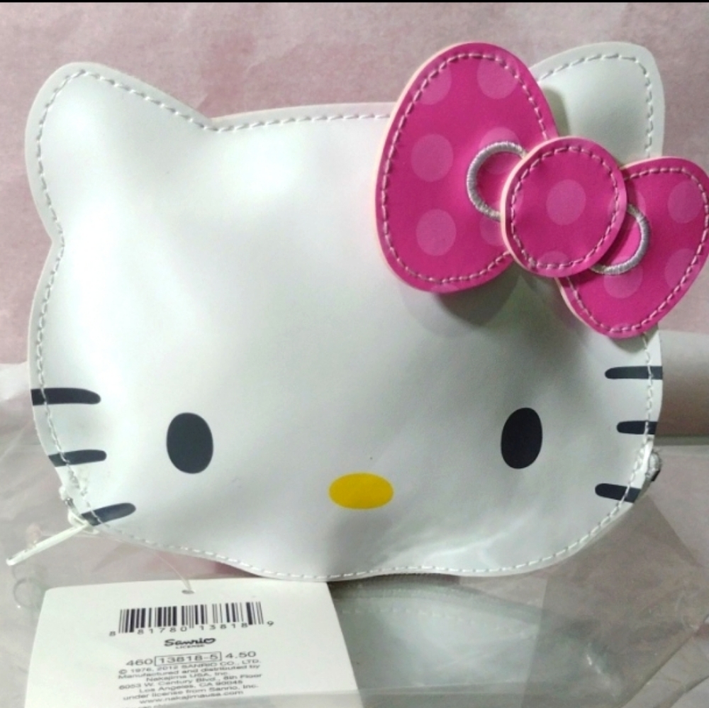 Hello Kitty 😺🐈by Sanrio Zippered Wallets NWT